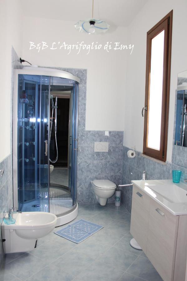 Bed and Breakfast L'Agrifoglio Di Emy Guspini Exterior foto